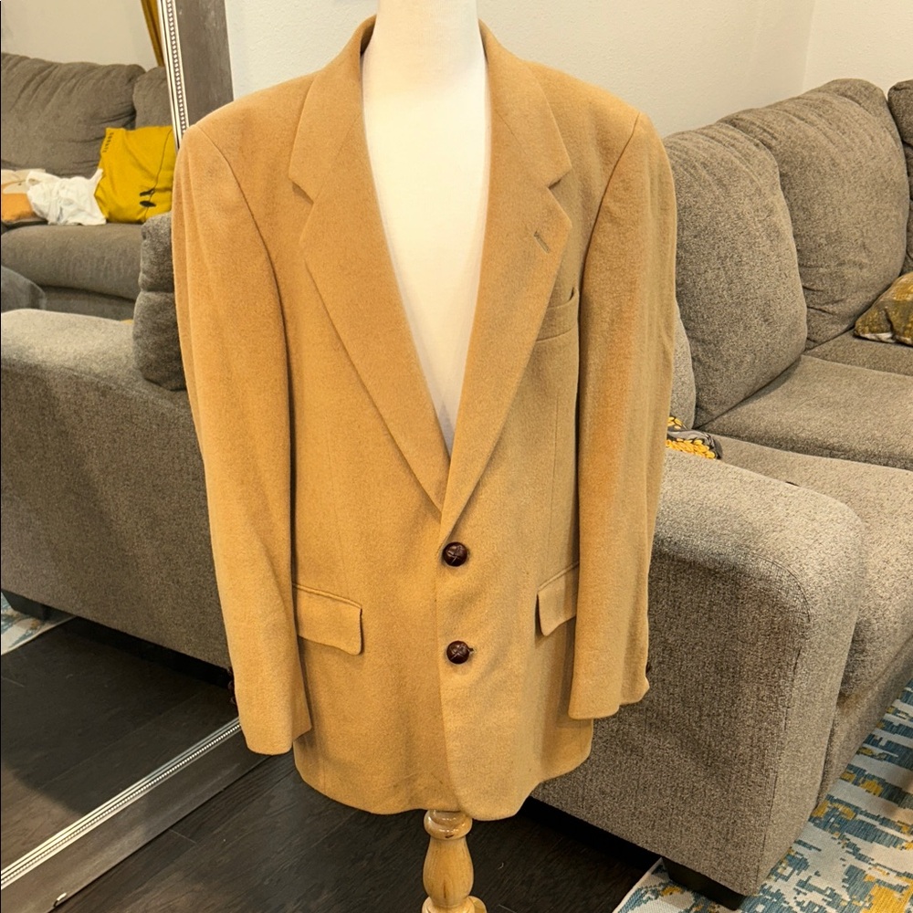 Elegant Men's Camel Blazer